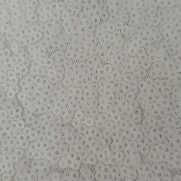 White sequence tank - Picture 2 of 2